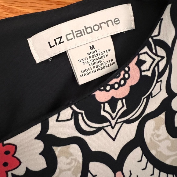 Liz Claiborne GUC size Medium - Picture 4 of 5